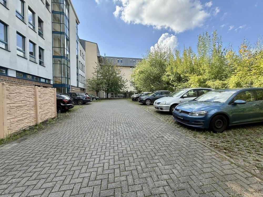 Pkw-Stellplätze