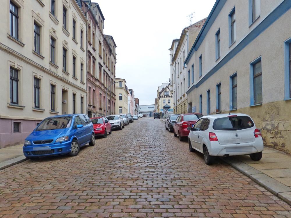 Straße vor dem Objekt