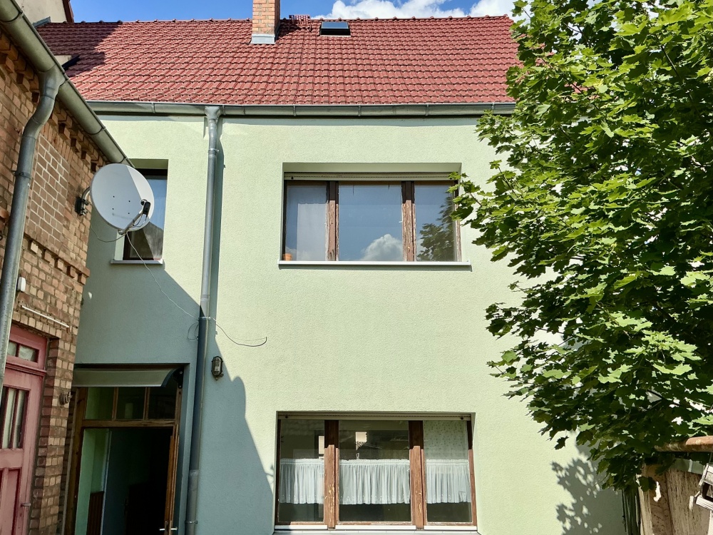 sonniger Innenhof