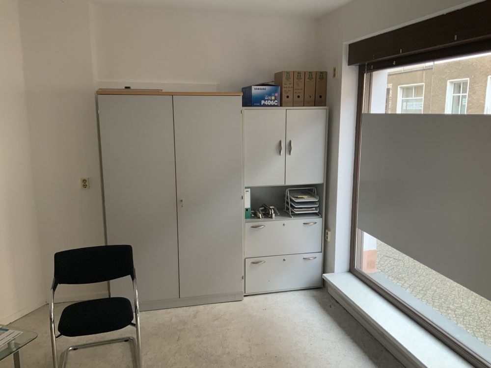 Büro Erdgeschoß vorher
