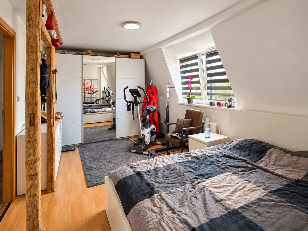 Schlafzimmer im DG