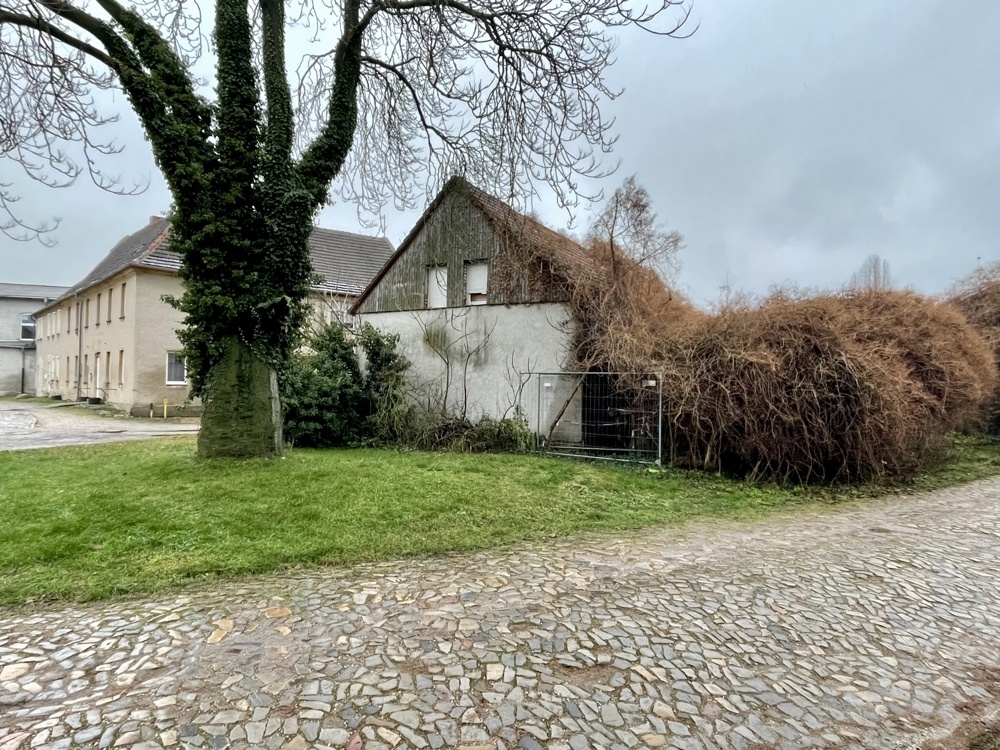 Giebelansicht Wohngebäude