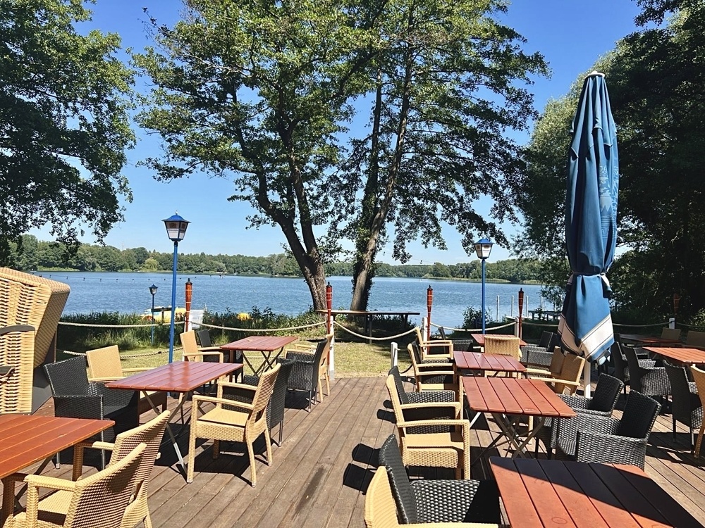 Terrasse mit Seeblick