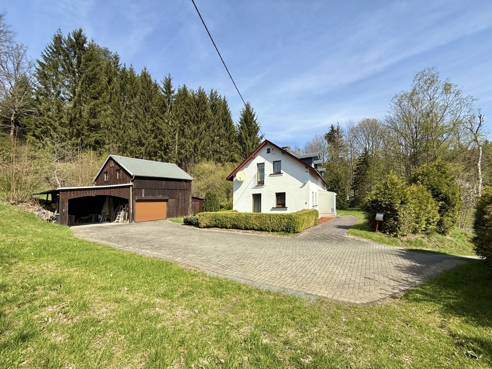 Blick ins Grundstück