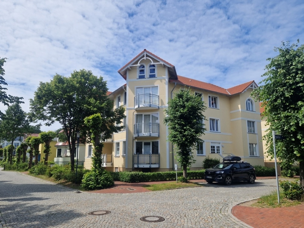 Straßenseitige Ansicht