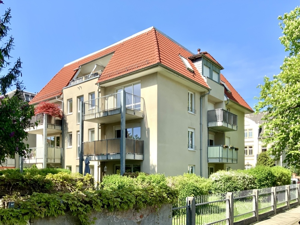 Sonniger Blick von Südosten