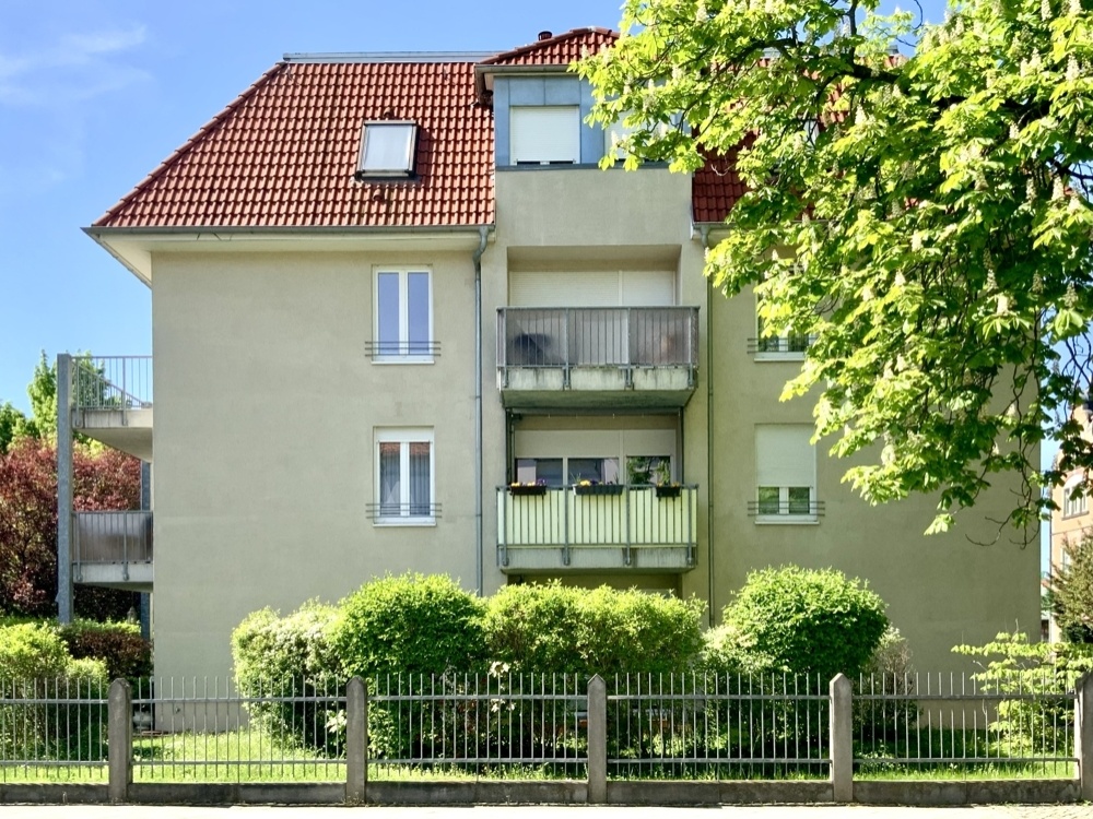Ostseite des Wohnhauses