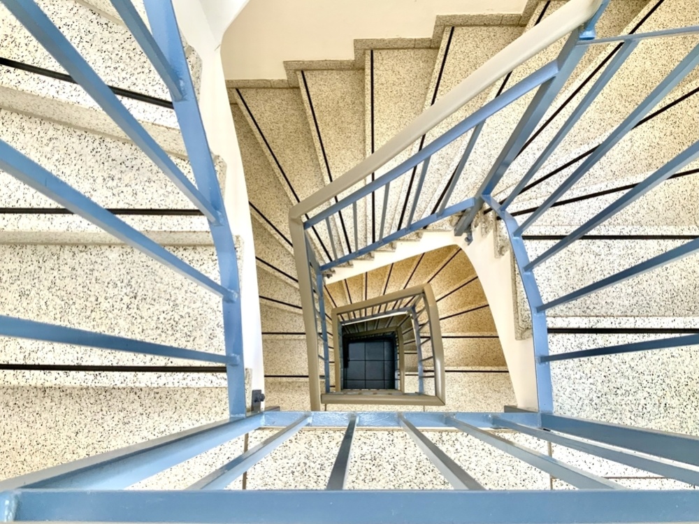 Treppenhaus zum Untergeschoss
