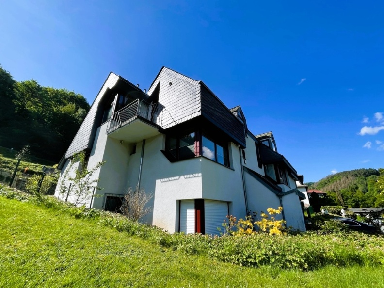 Hausansicht von der Seite