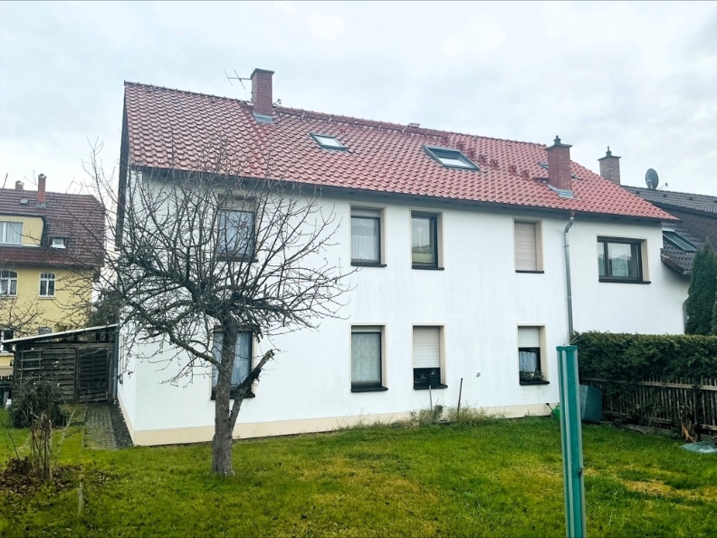 Hausansicht von hinten