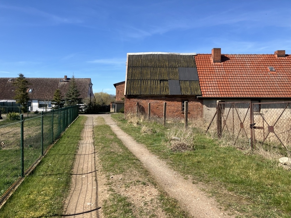 Privatweg an der Südseite