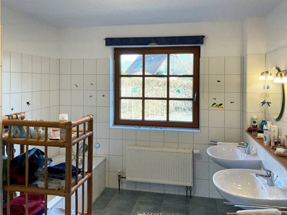 Badezimmer im Erdgeschoss