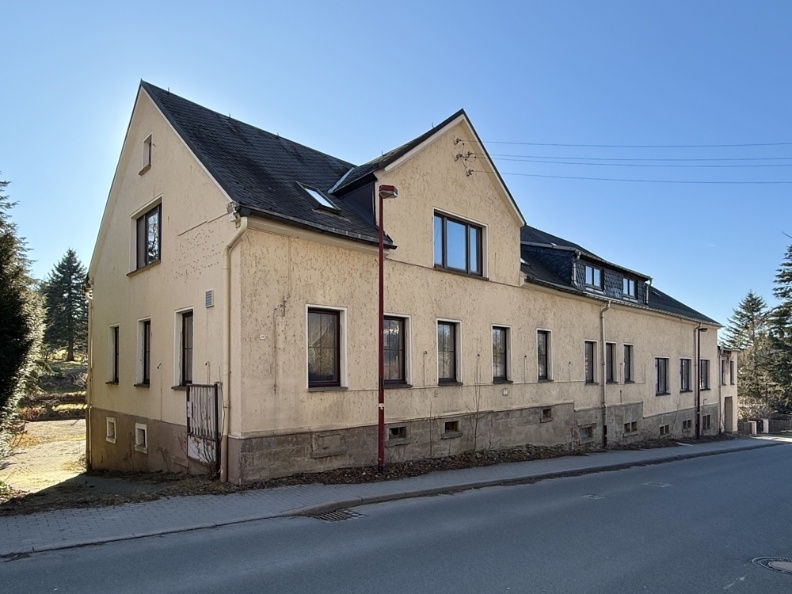 Straßenansicht