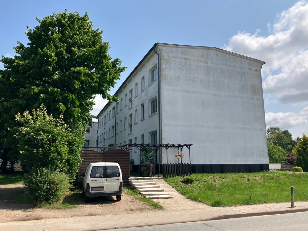 Blick in Richtung der Eingänge
