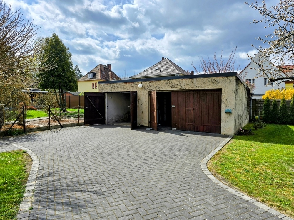 Doppelgarage