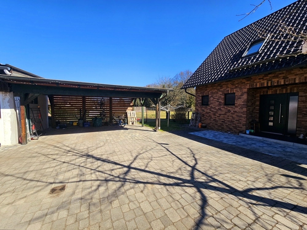 Carport