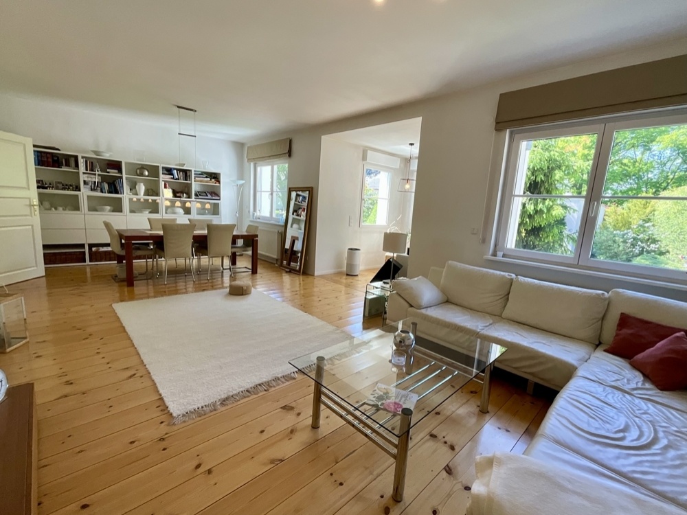 Blick ins Wohnzimmer