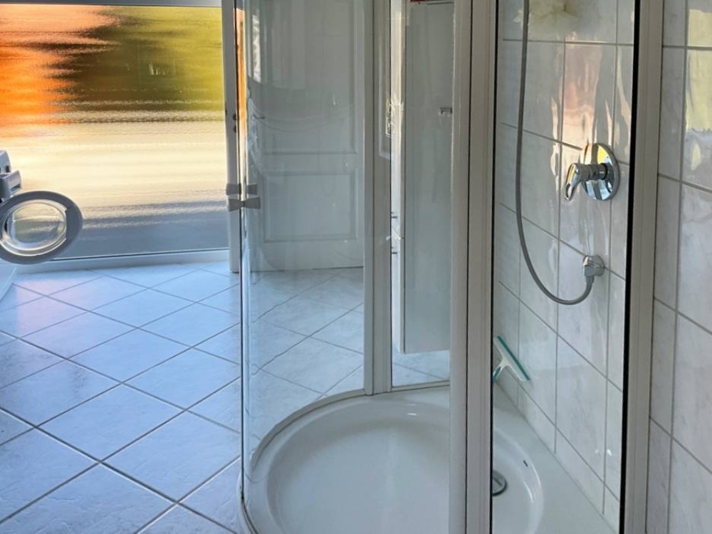  mit Dusche