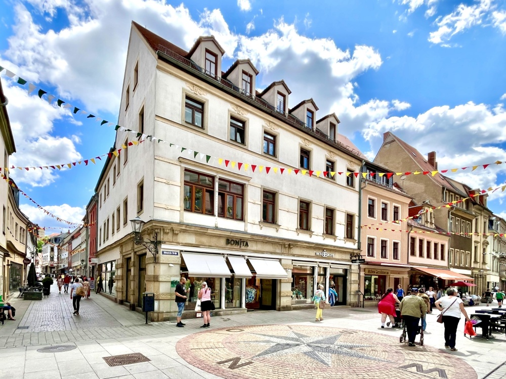 Blick in die Geschäftsstraße