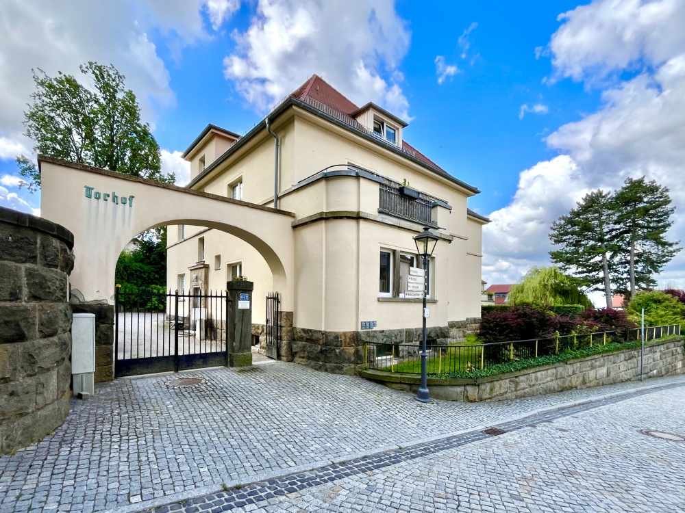 Zufahrt zur Wohnanlage