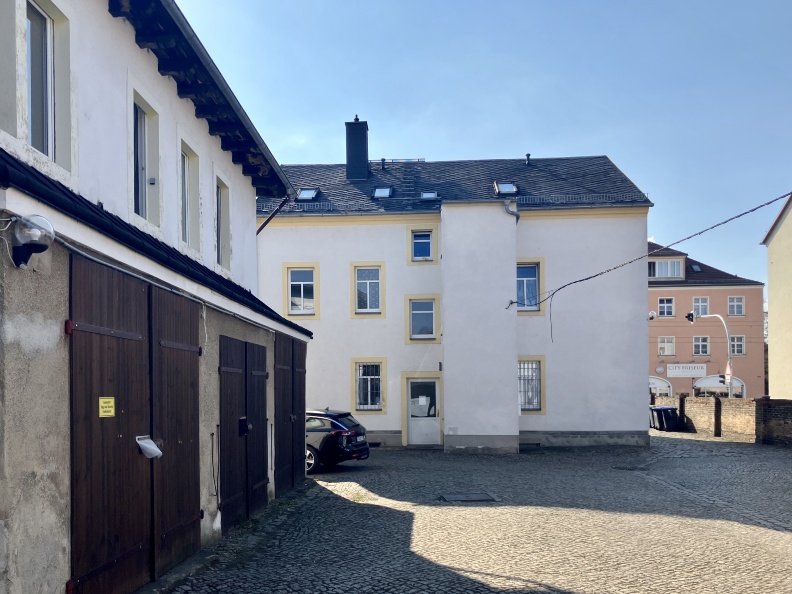 Hofblick zur Straße