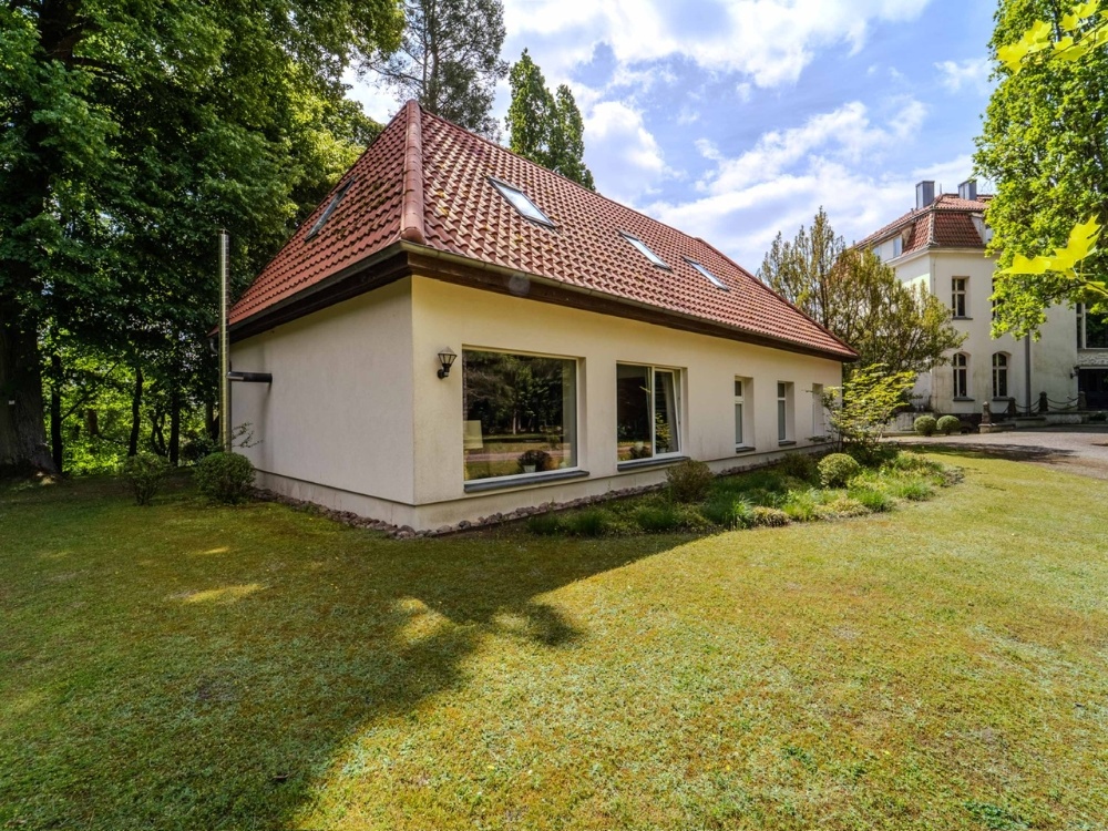 seitliche Ansicht Ferienbungalow