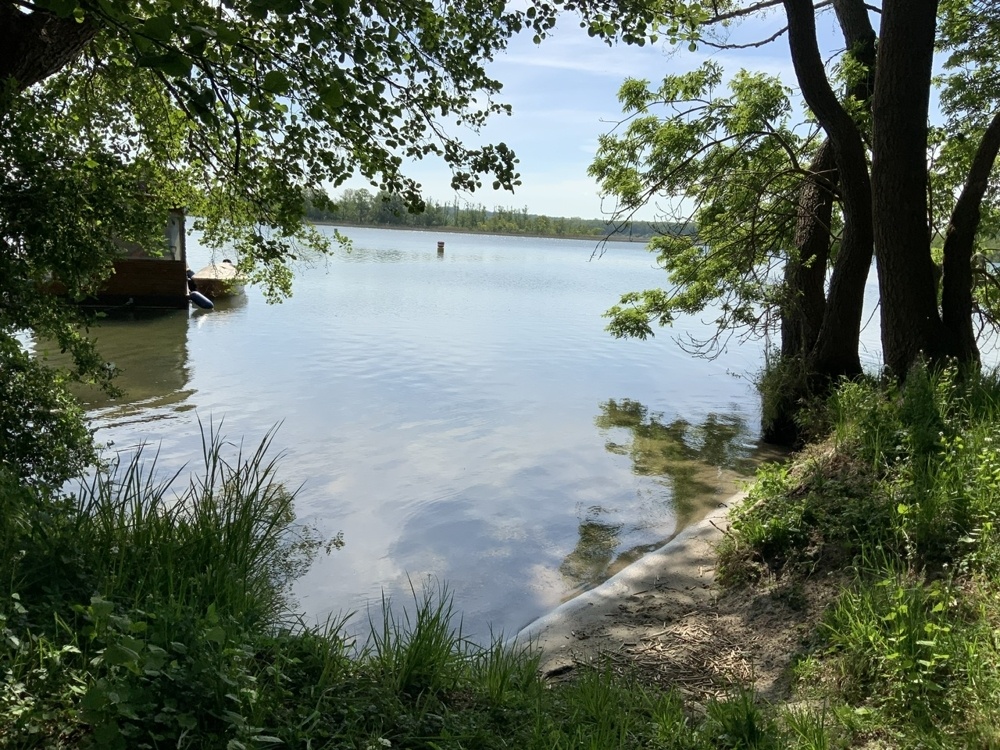 am Wasser sein