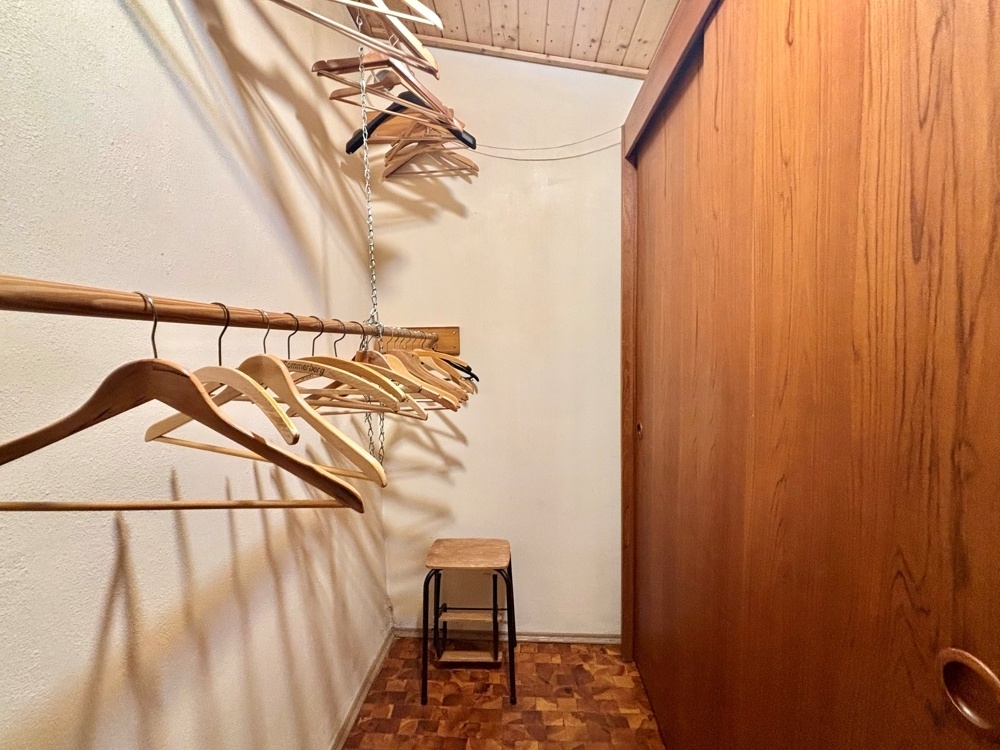 Ankleide am Schlafzimmer