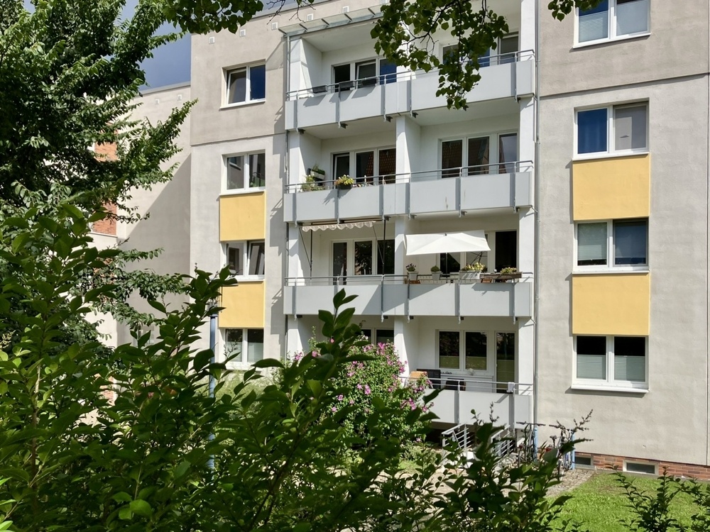 Bick zum Haus vom Hinterhof