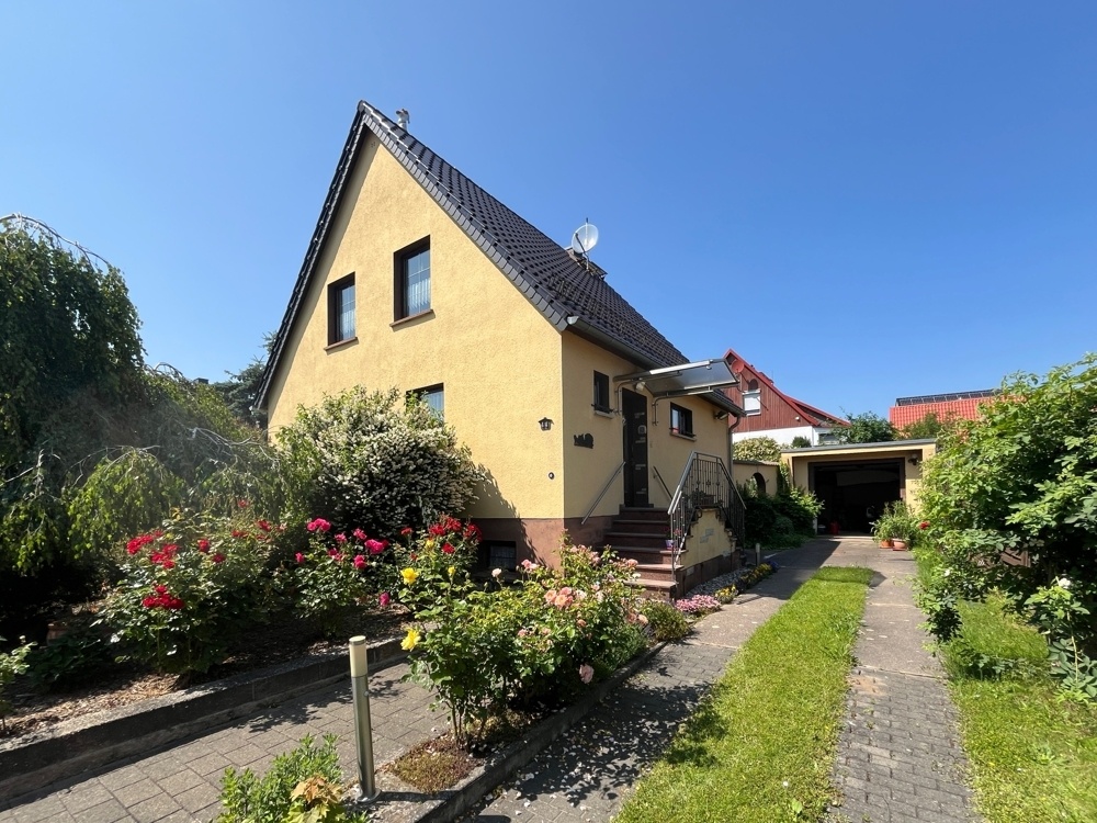 Straßenansicht