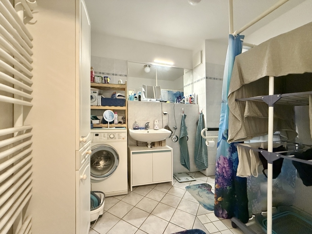 Bad mit bodengleicher Dusche