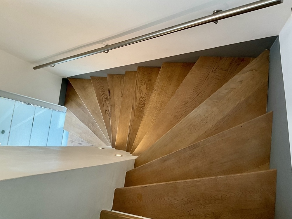 Treppe zum Obergschoss