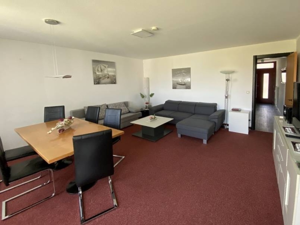und Esszimmer