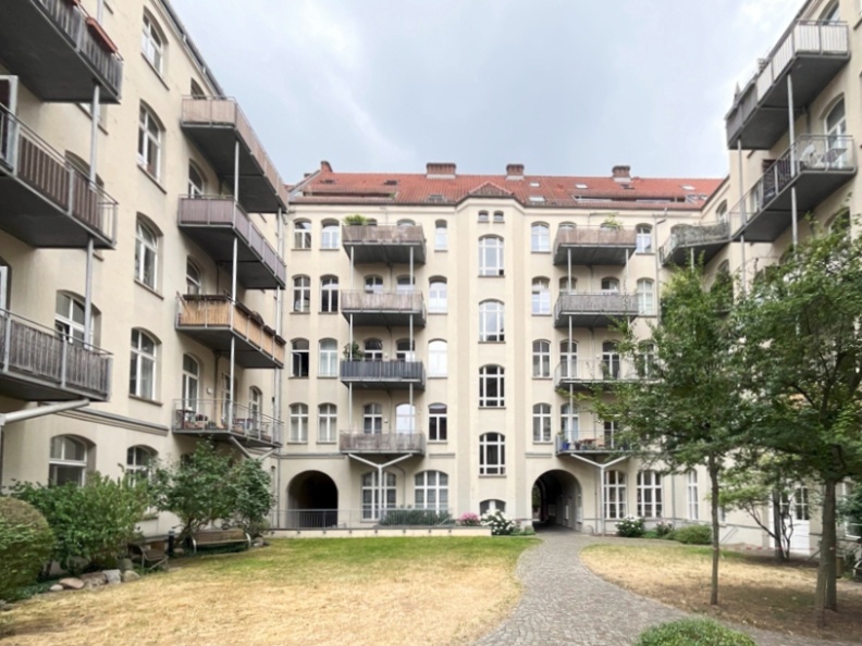 Hausrückseite