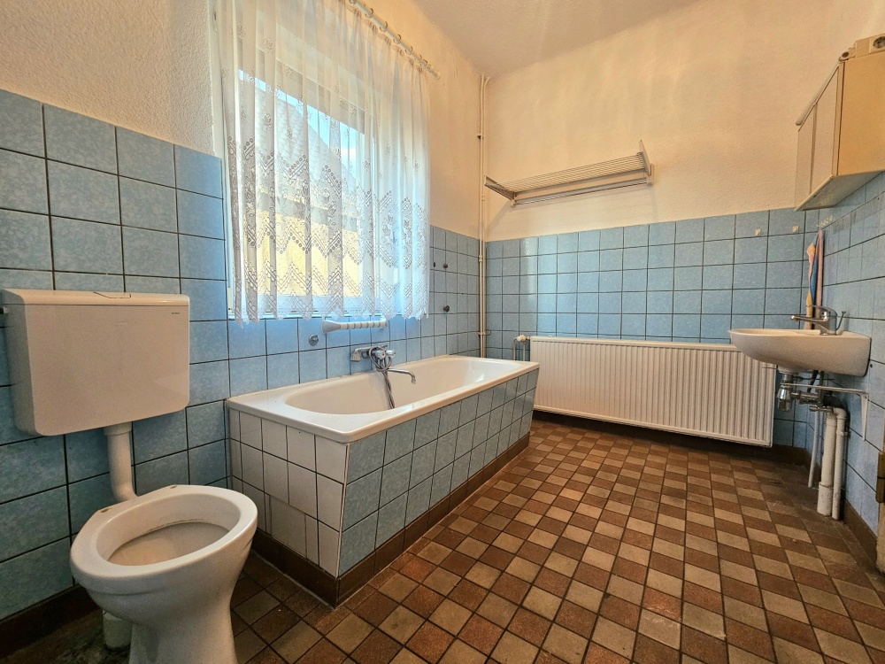 Badezimmer EG