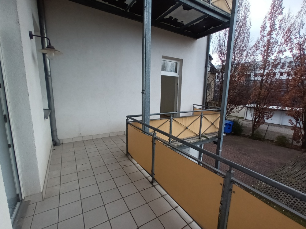 Balkon mit Zugang zur Abstellkammer (Eigentümerfoto)