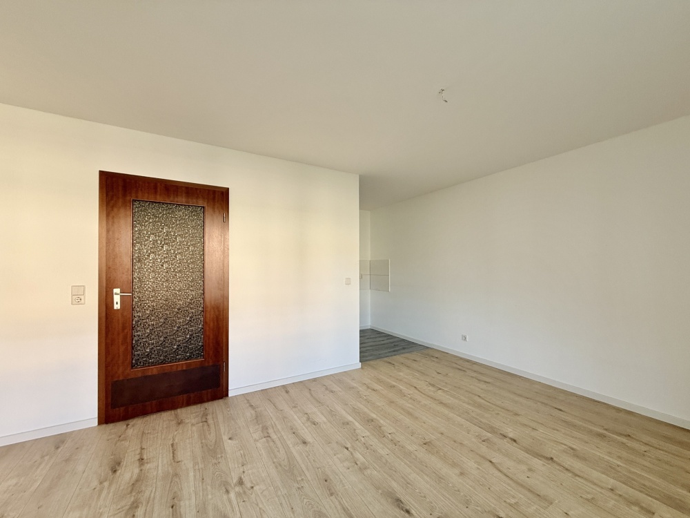 Wohn-/Schlafzimmer mit Küche