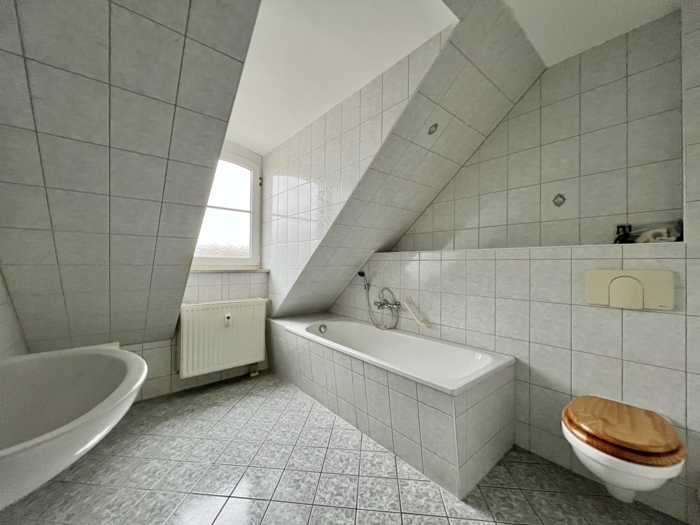 Bad mit Wanne