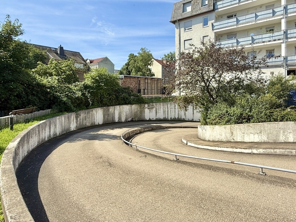 Zufahrt Tiefgarage