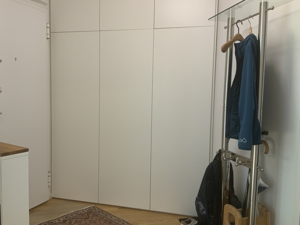 Einbauschrank im Flur
