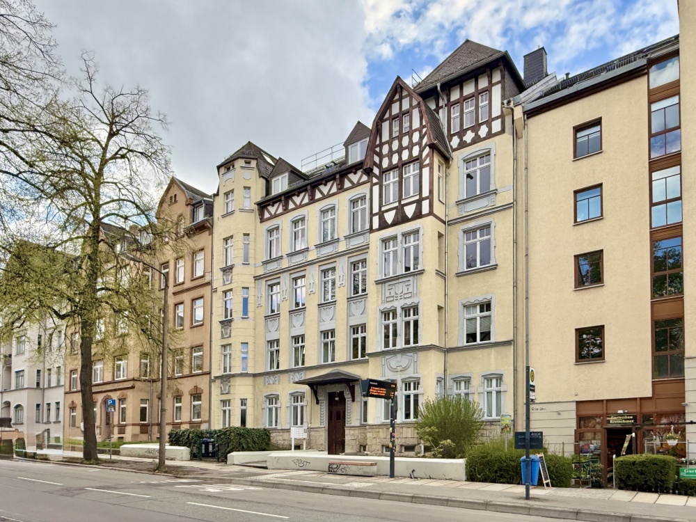 Straßenansicht