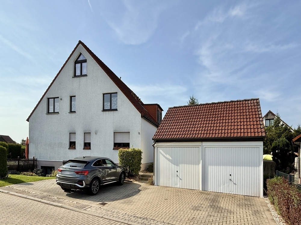 Stellplatz vor dem Haus