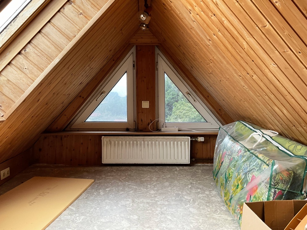 Blick in den Spitzboden