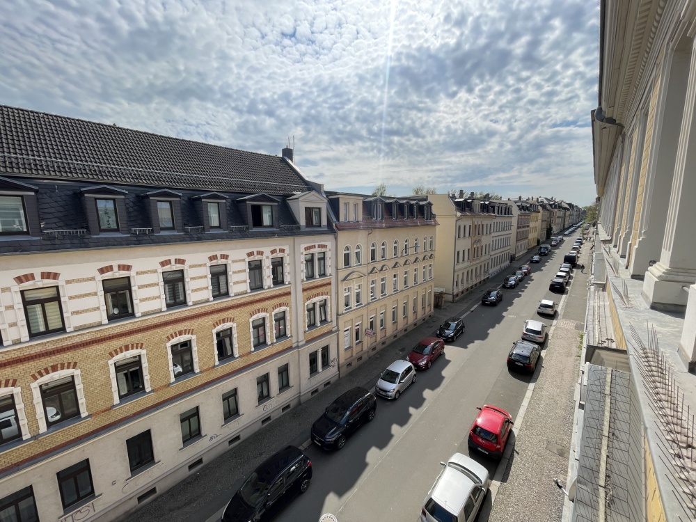Straßenausblick aus dem Wohnzimmer