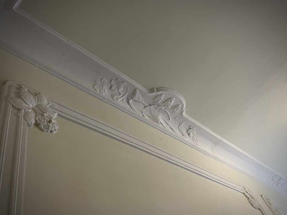 Stuckdetail im Treppenhaus