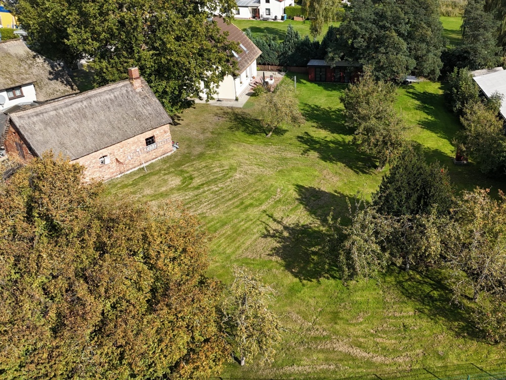 Baufeld für 2 Einfamilienhäuser