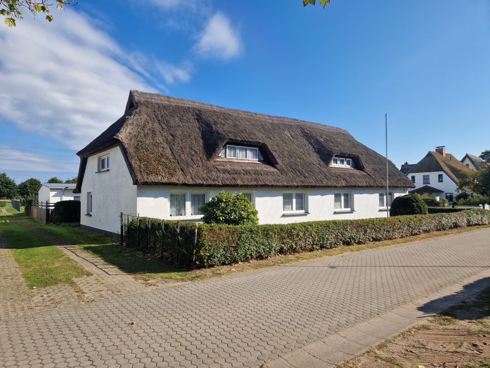 Straßenseitige Ansicht