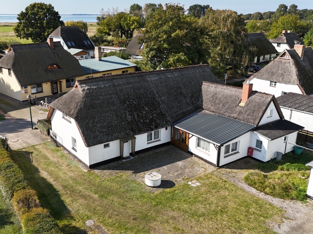 Rückseitige Ansicht Rückseitige Ansicht