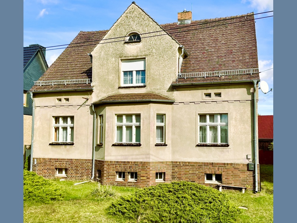 Wohnhaus Strassenansicht