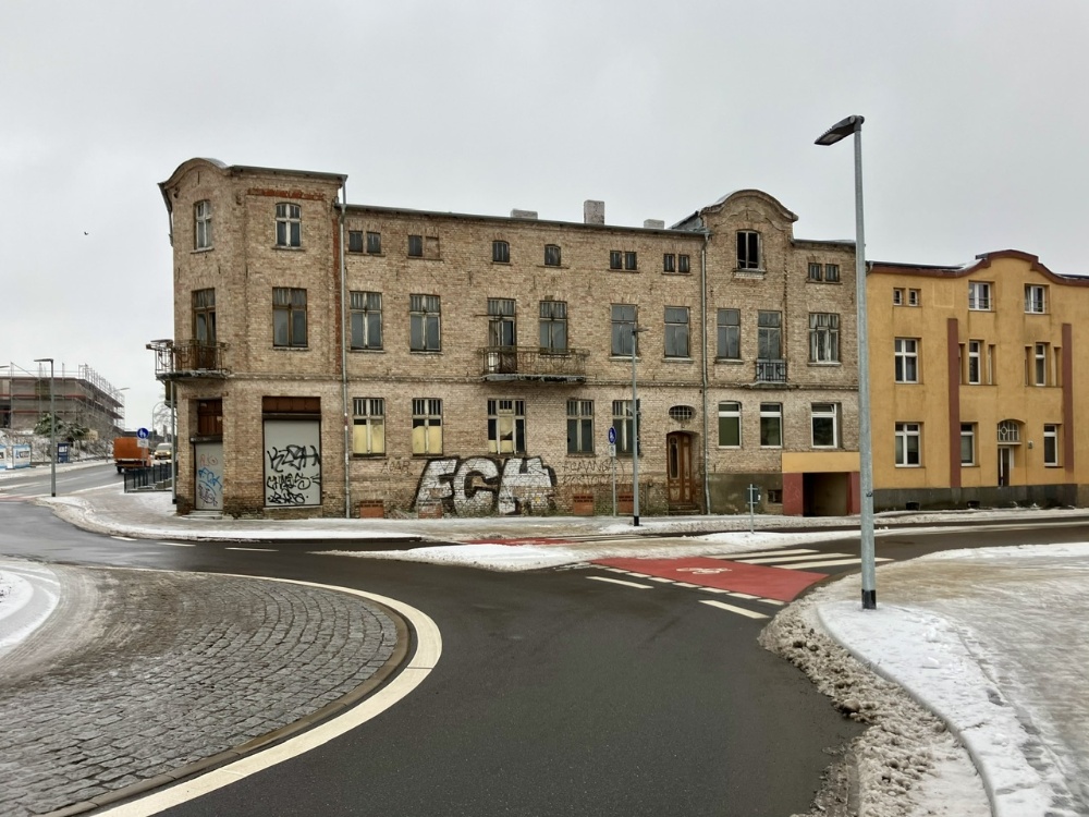 Hausansicht von der Straße